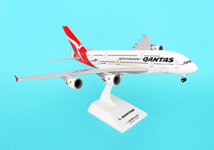 Skymarks Qantas A380-8  W/Gear