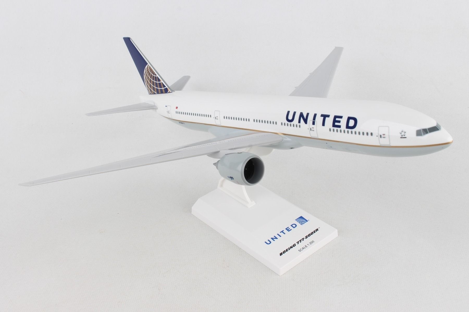 SKYMARKS UNITED 777-200 POST CO MERGER LIVERY