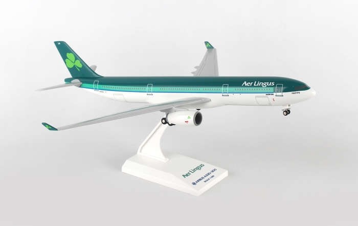 Skymarks Aer Lingus A330-300 1/200 W/Gear New Livery